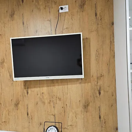 Garden Park Apartment